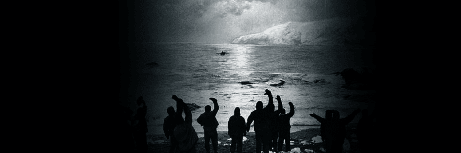 Ernest Shackletonin retkikunnan rippeet hurraamassa pelastajilleen.